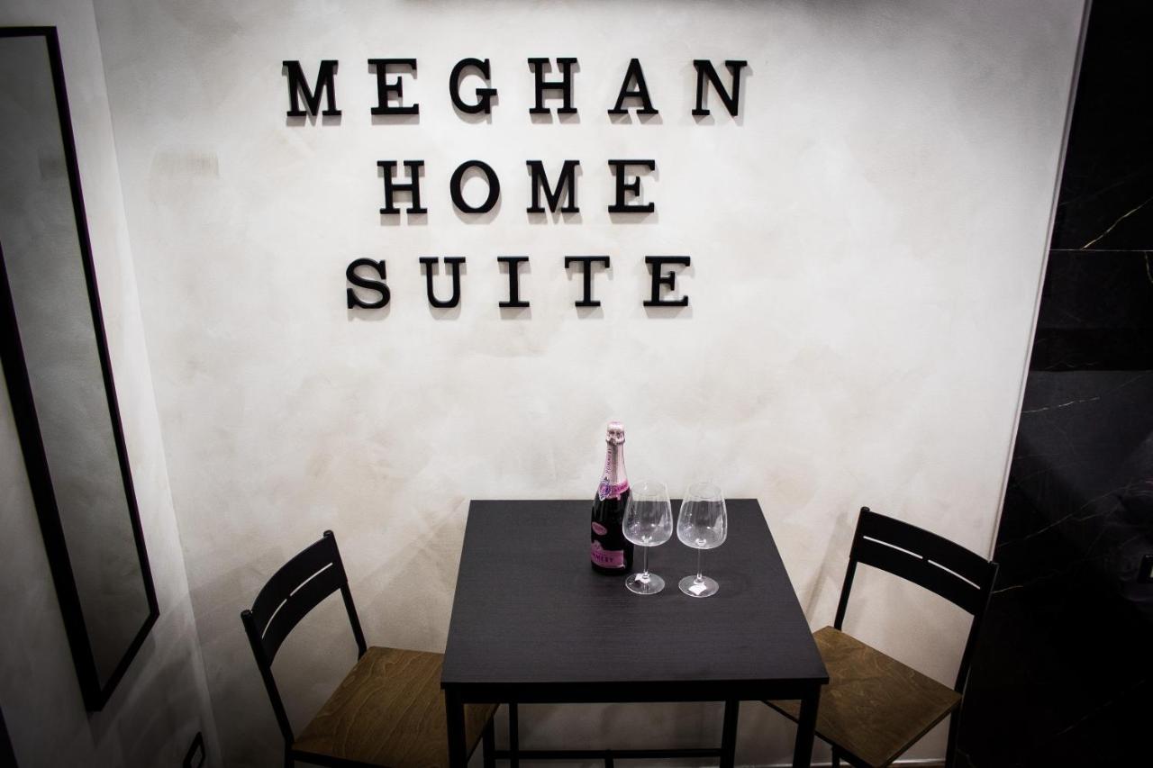 Suite Meghan Home Catánia Buitenkant foto