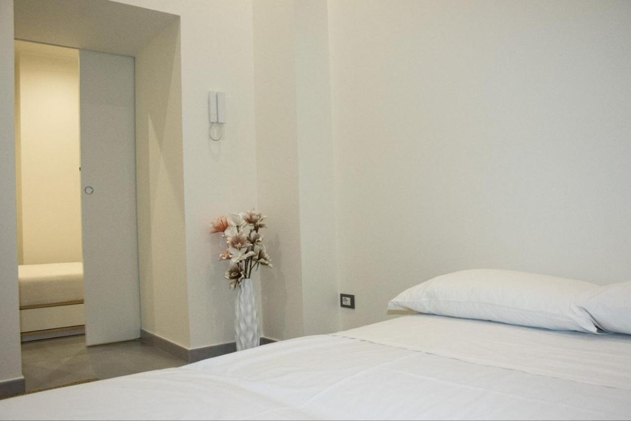 Suite Meghan Home Catánia Buitenkant foto