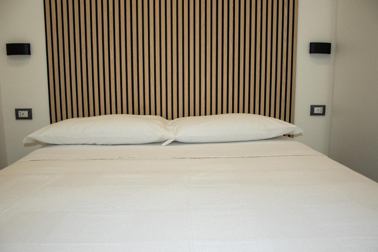 Suite Meghan Home Catánia Buitenkant foto