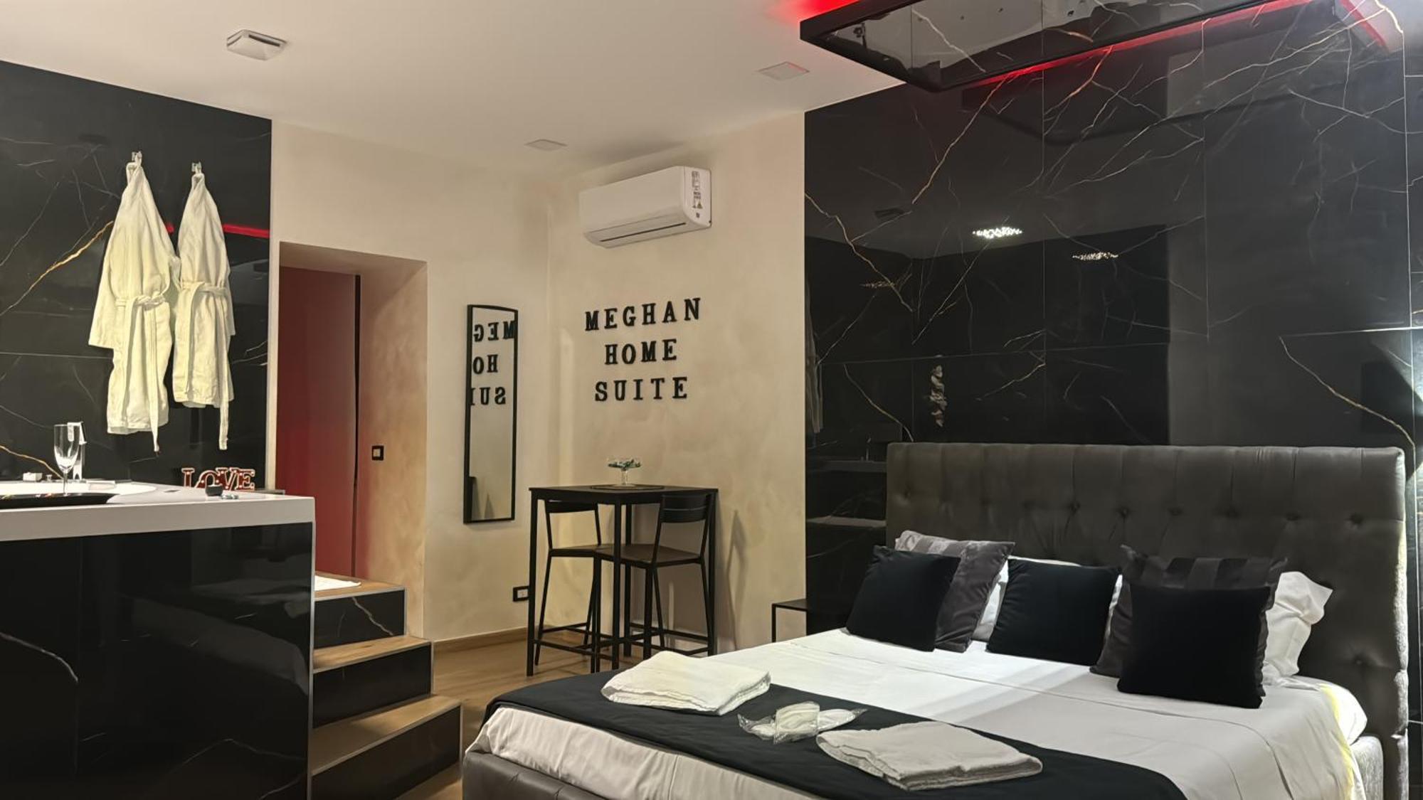 Suite Meghan Home Catánia Buitenkant foto